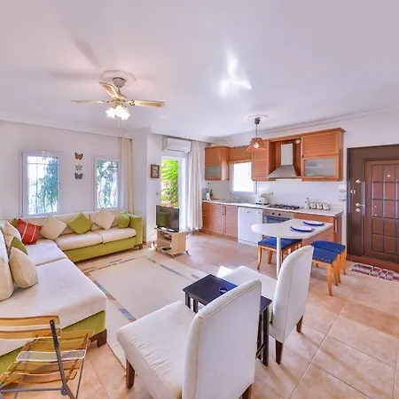 Sesta For 2 People In Center Apartment Kas