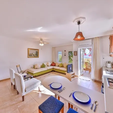 Sesta For 2 People In Center Daire